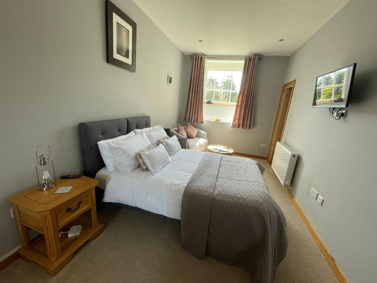 The Auld Kirk Bed & Breakfast Kirkbean Exterior photo